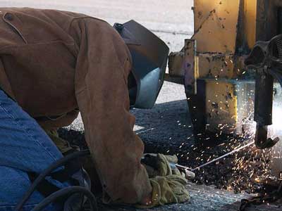 如何开通正版的短信测压下载